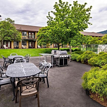 Balcomo, A Ramada By Wyndham Penticton Exteriér fotografie