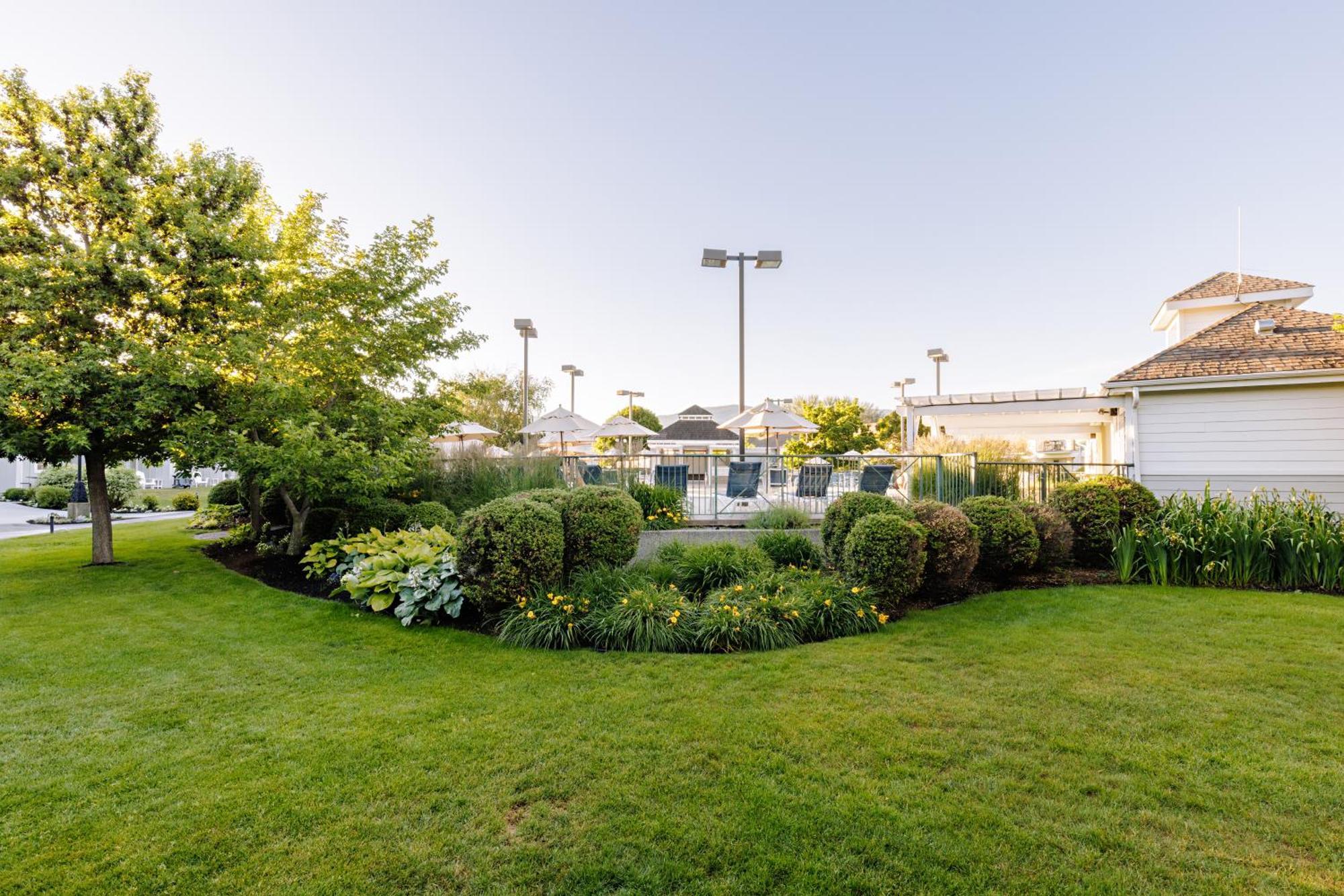 Balcomo, A Ramada By Wyndham Penticton Exteriér fotografie