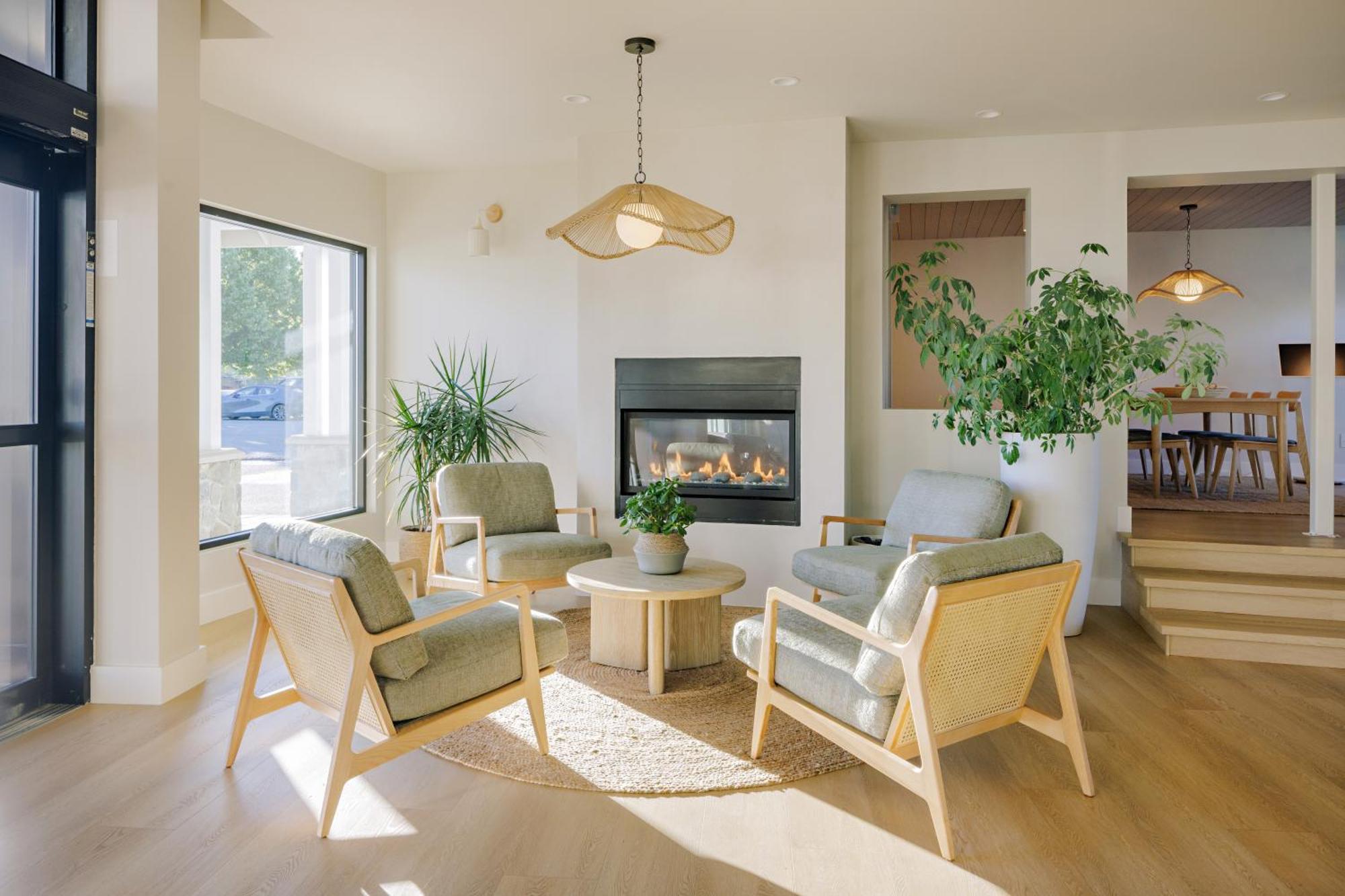 Balcomo, A Ramada By Wyndham Penticton Exteriér fotografie