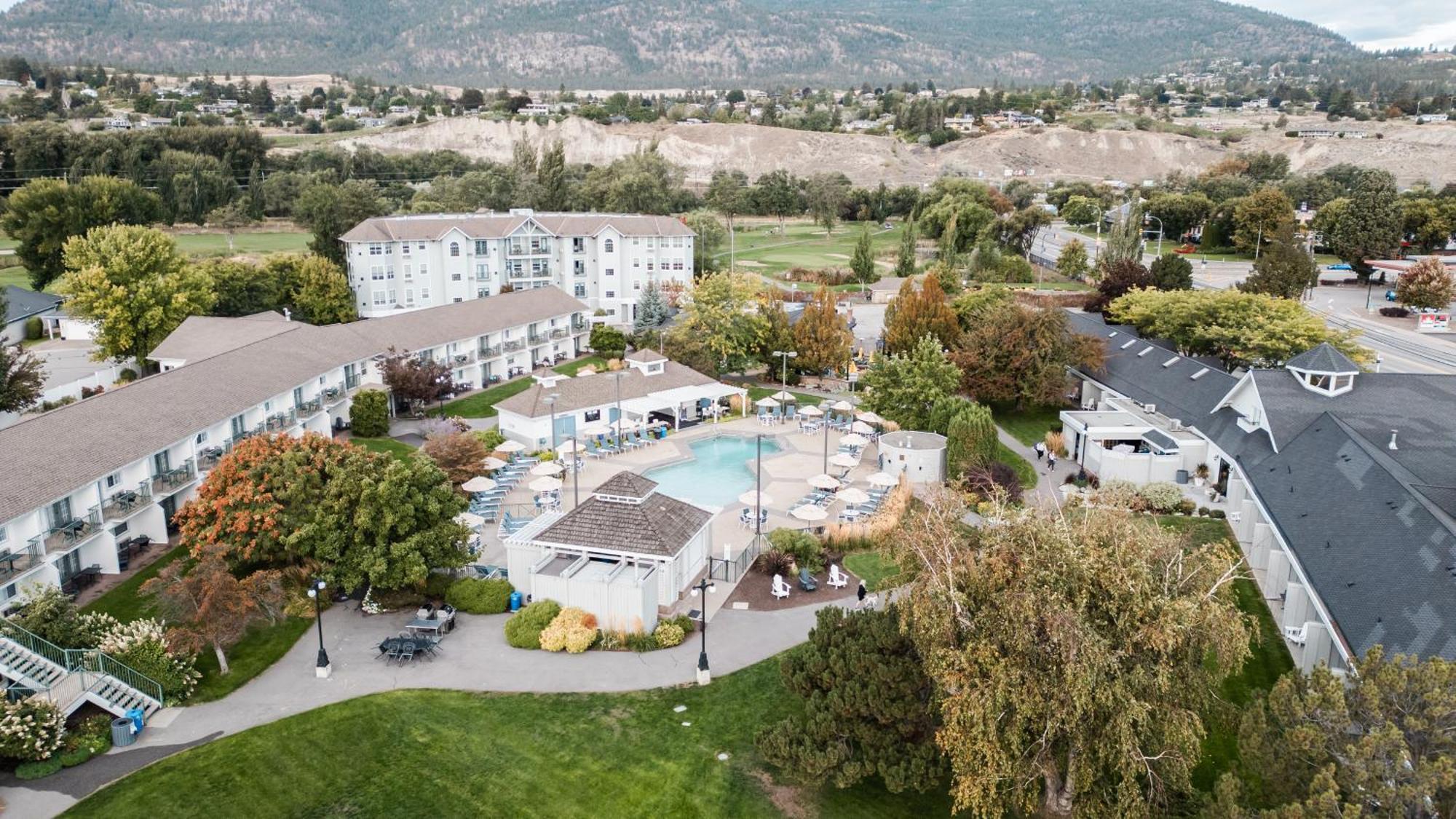 Balcomo, A Ramada By Wyndham Penticton Exteriér fotografie